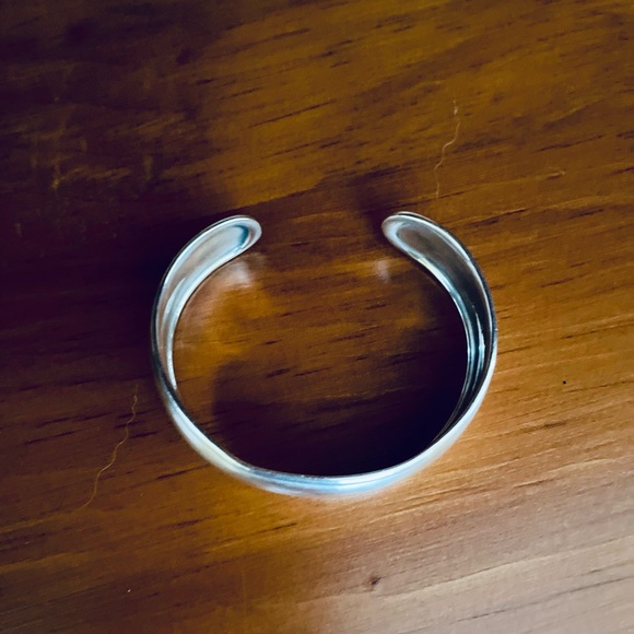 JAMES AVERY - RETIRED CHRISTINA CUFF BRACELET 925 STERLING SILVER ENGRAVEABLE  S - Picture 5 of 6